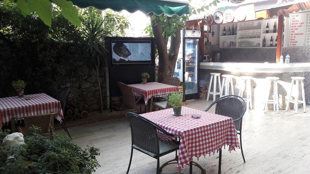 Tay Pansiyon Bodrum ภายนอก รูปภาพ