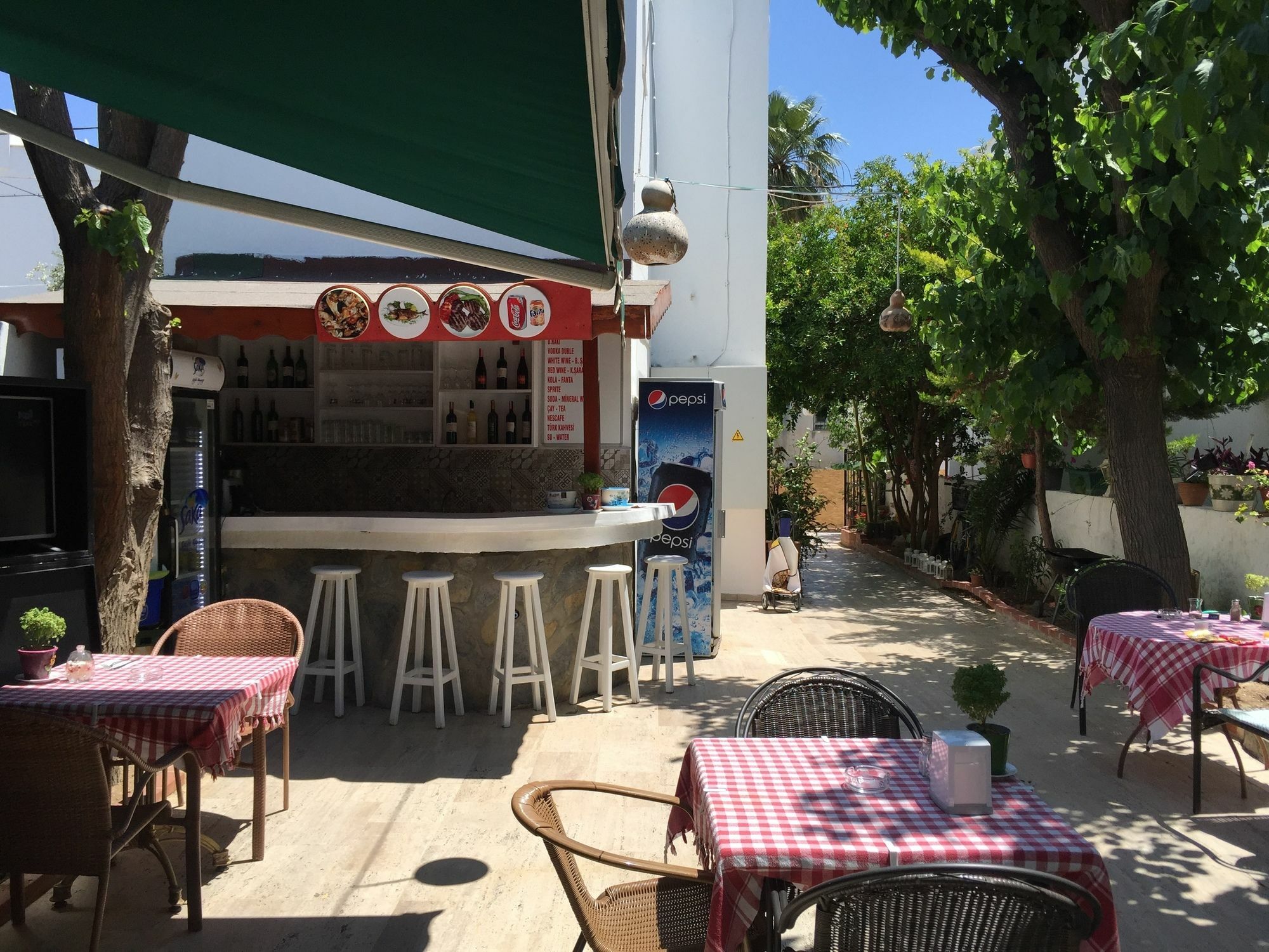 Tay Pansiyon Bodrum ภายนอก รูปภาพ